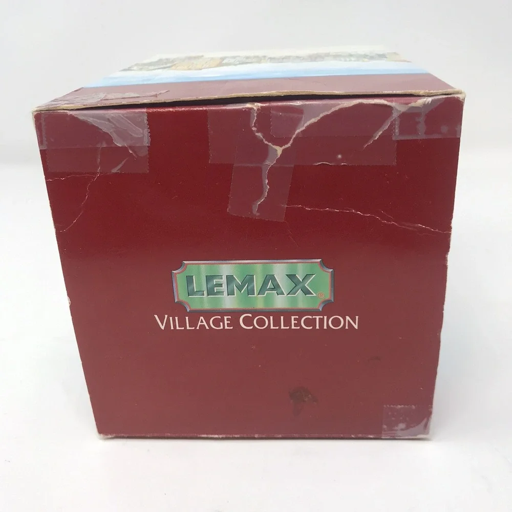 VTG‎ 1996 LEMAX Village Collection Porcelain Victorian Gazebo Box No light Cord